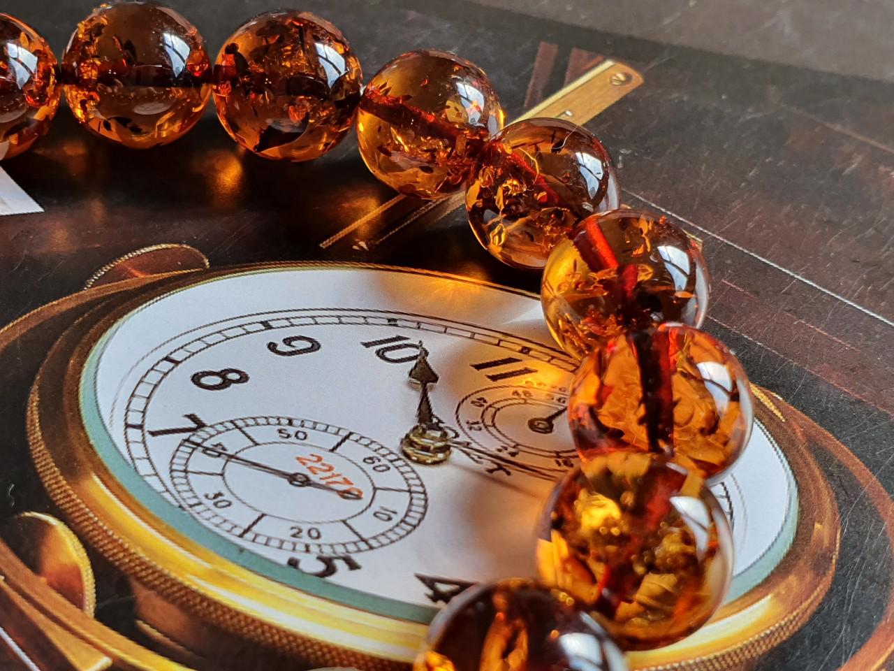Vòng Hổ phách tự nhiên 100% màu vàng tinh thể