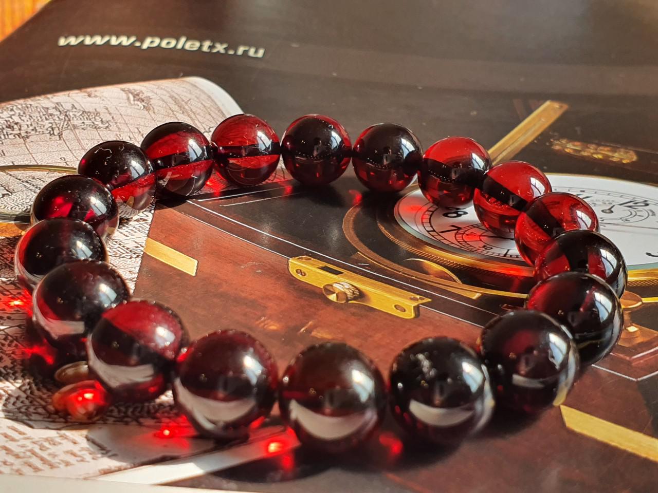 Huyết phách size tay 16