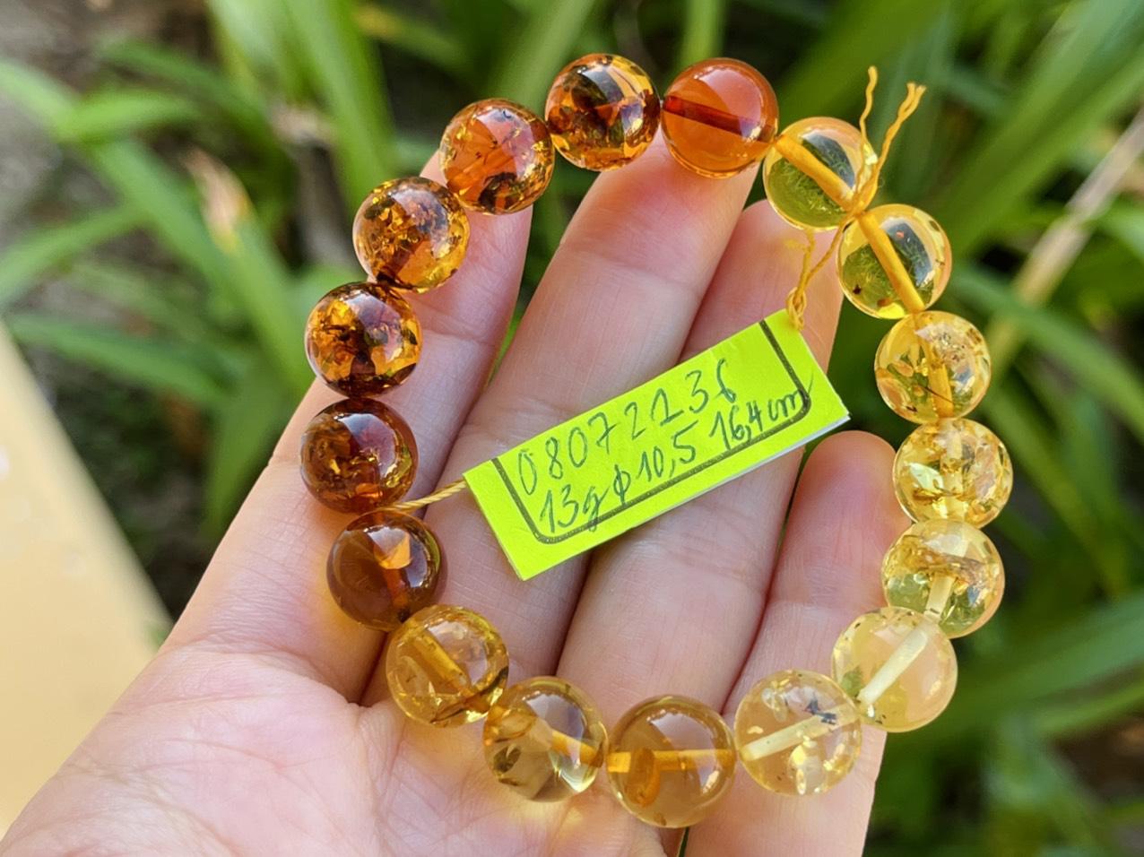 Vòng hổ phách 08072136