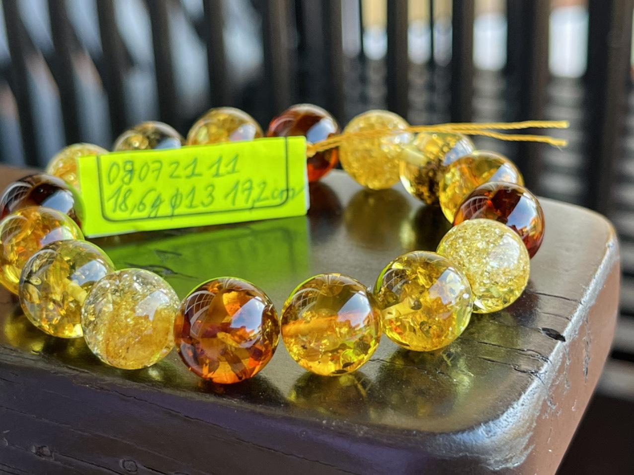 Vòng hổ phách 08072111
