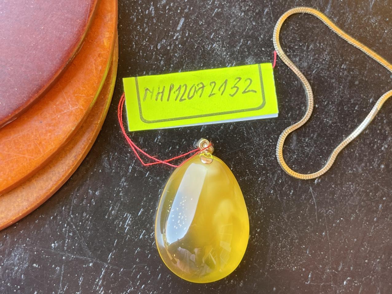Mặt dây chuyền hổ phách  MHP12072132