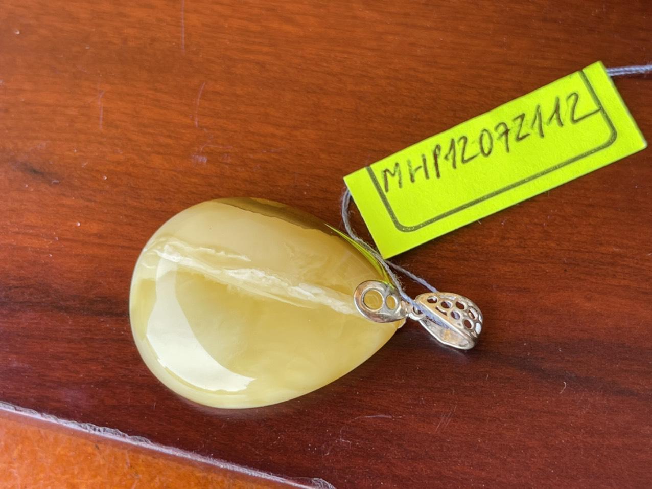 Mặt dây chuyền hổ phách  MHP12072112
