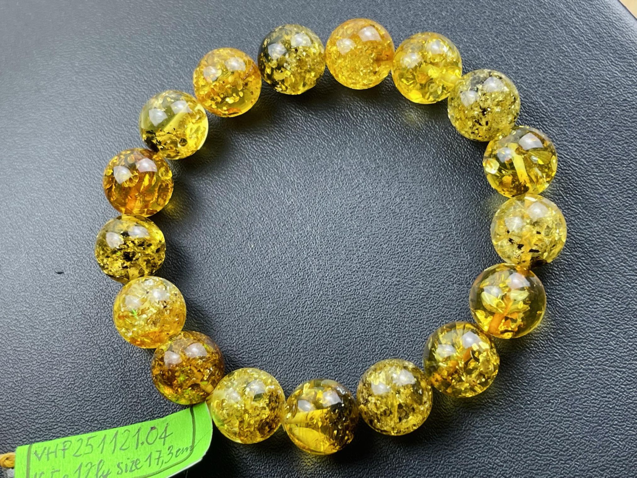 Vòng tay hổ phách VHP251121-04 16,5g 12 ly size 17,3 cm