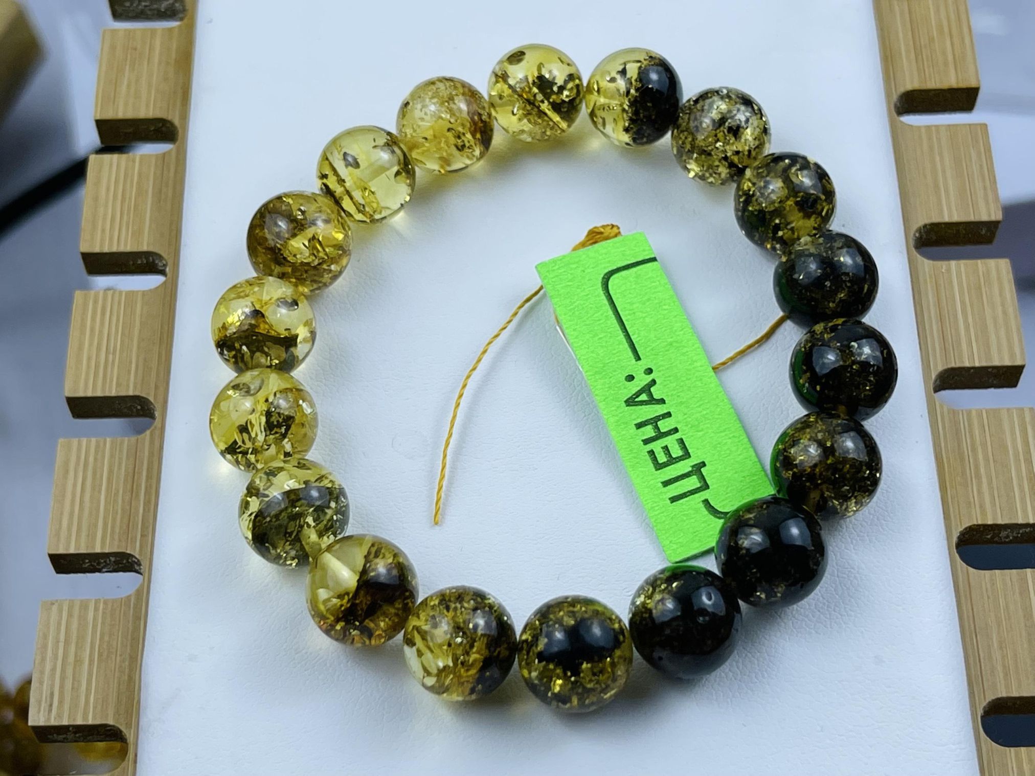 Vòng tay hổ phách VHP251121-05 12g 10,5 ly size 17,6 cm