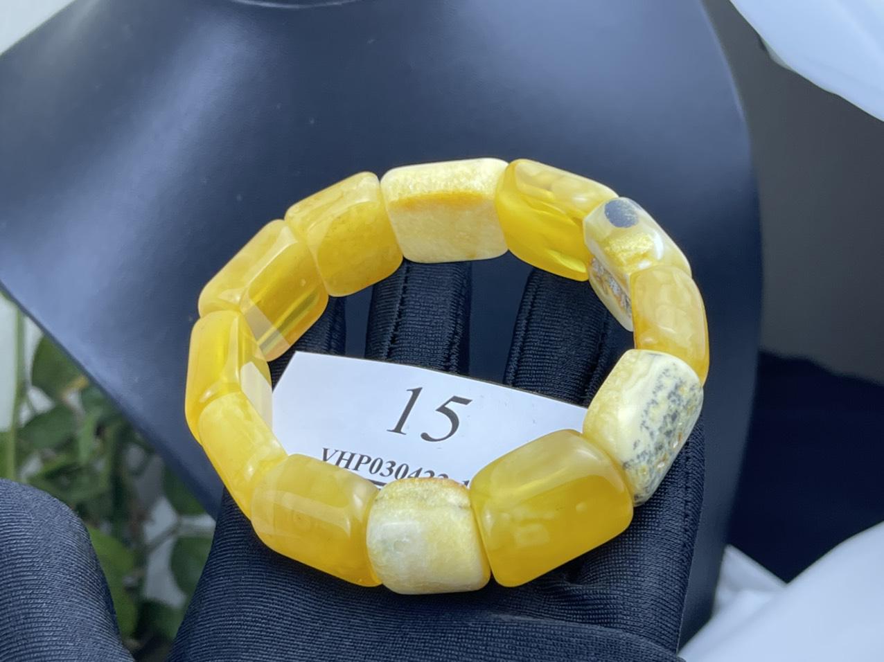 Vòng hổ phách VHP030422-15