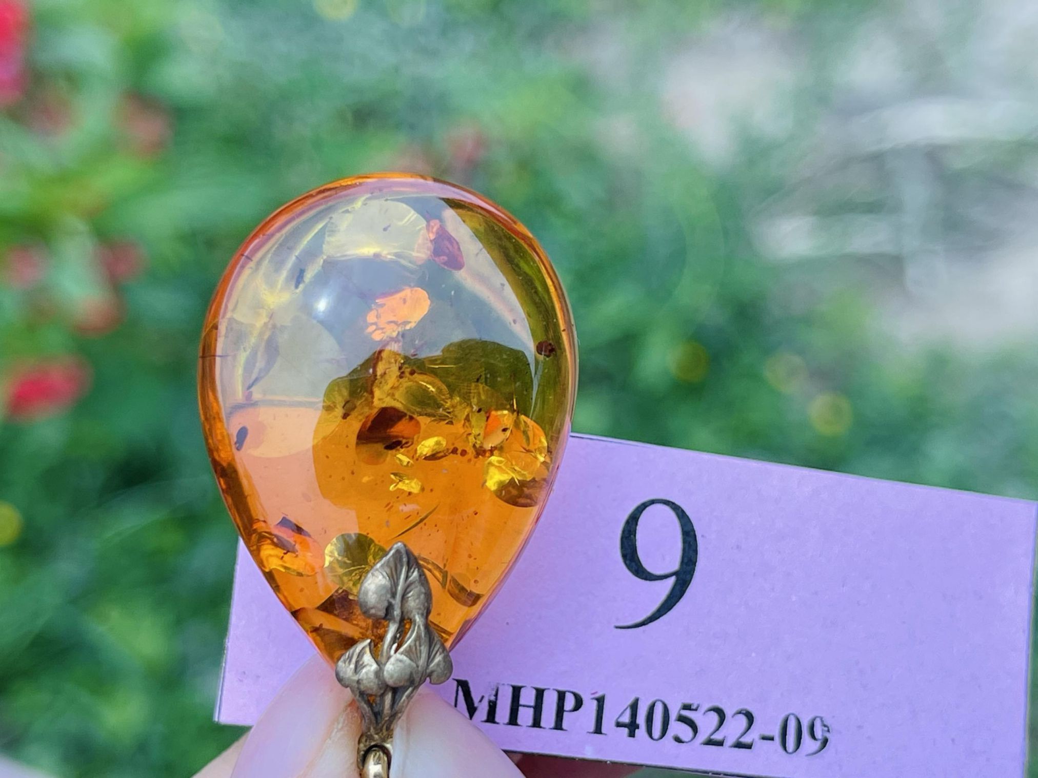 Mặt dây chuyền Hổ phách MHP140522-09