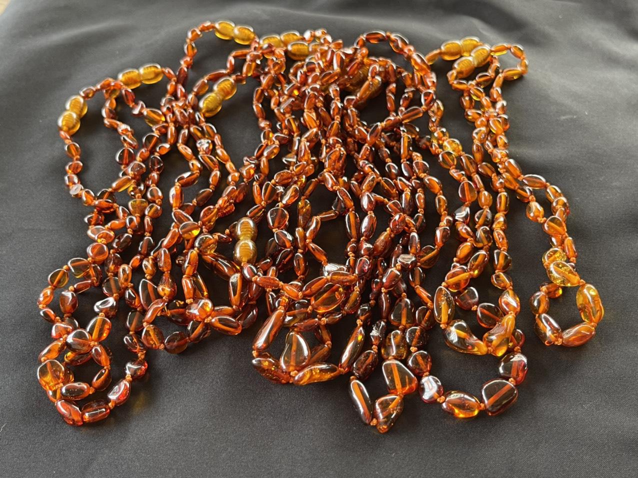 Vòng Hổ phách cho bé - Vòng cổ 06