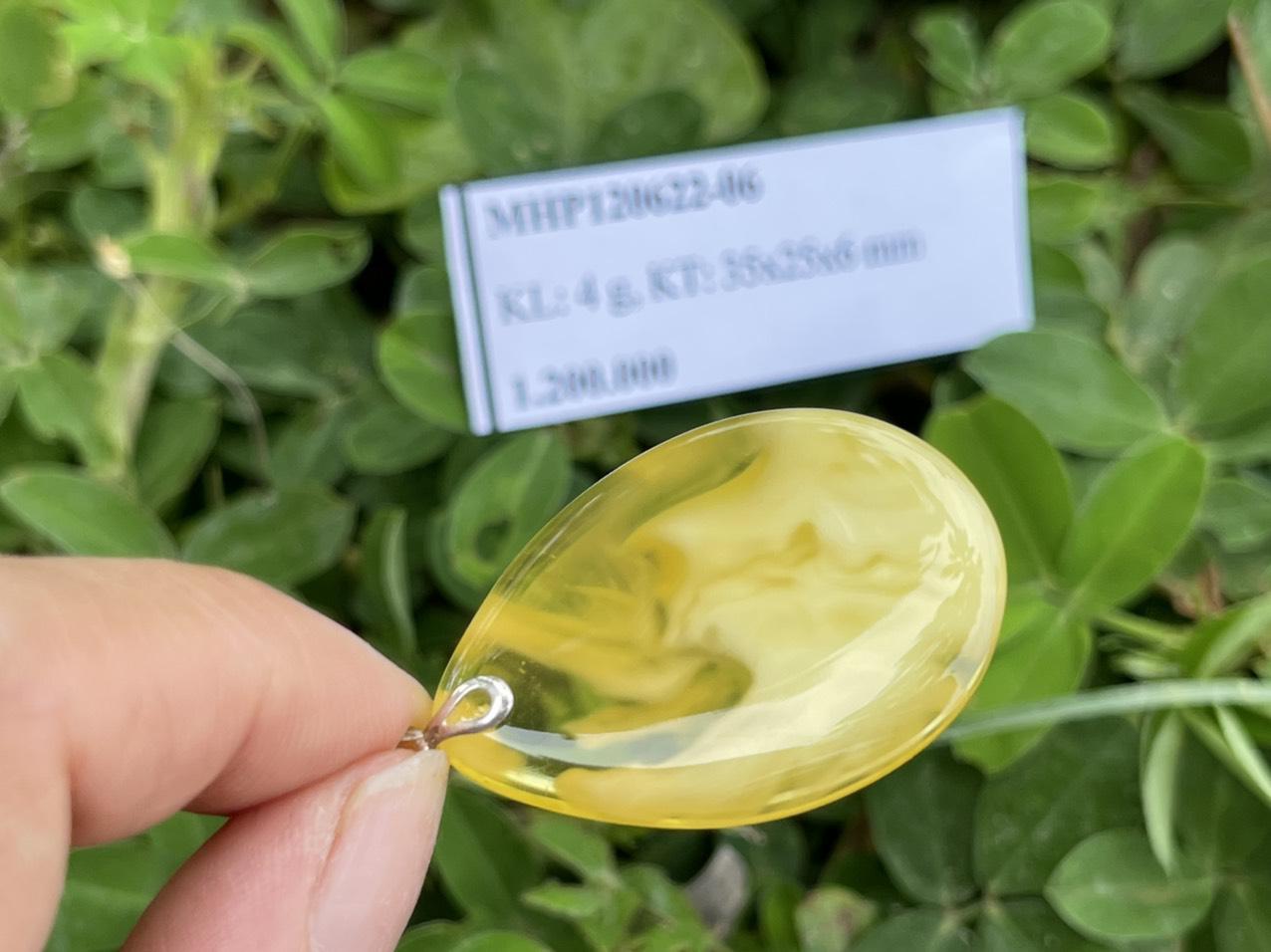 Mặt hổ phách MHP120622-06
