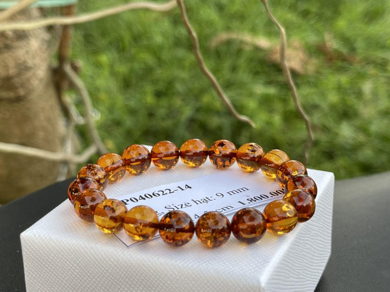 Vòng hổ phách VHP040622-14