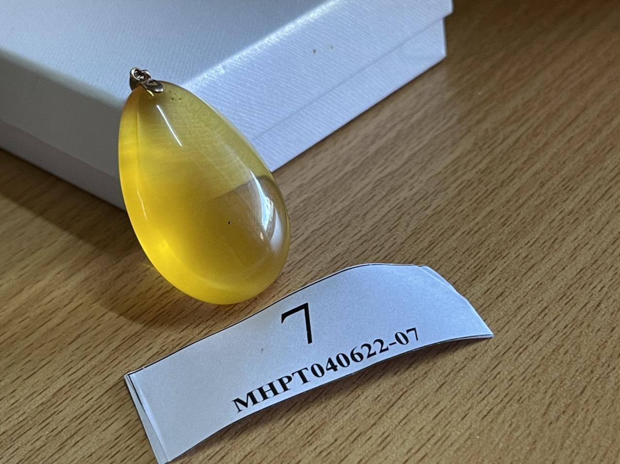 Mặt hổ phách MHP040622-07