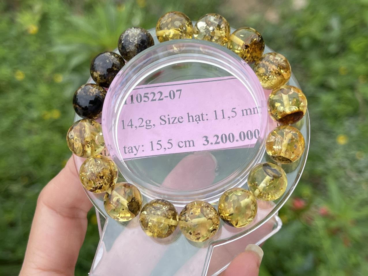 Vòng hổ phách VHP110522-07