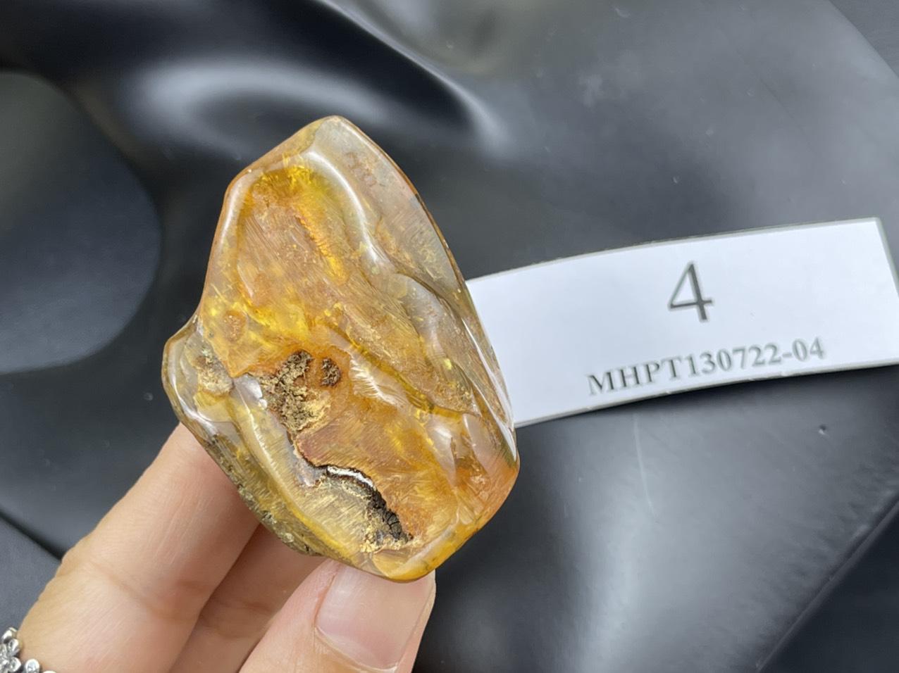 Đá hổ phách có tác dụng gì? MHPT130722-04
