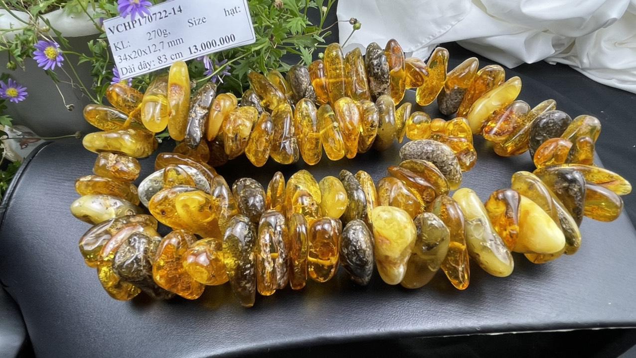 Vòng hổ phách thô siêu to khổng lồ VCHP170722-14