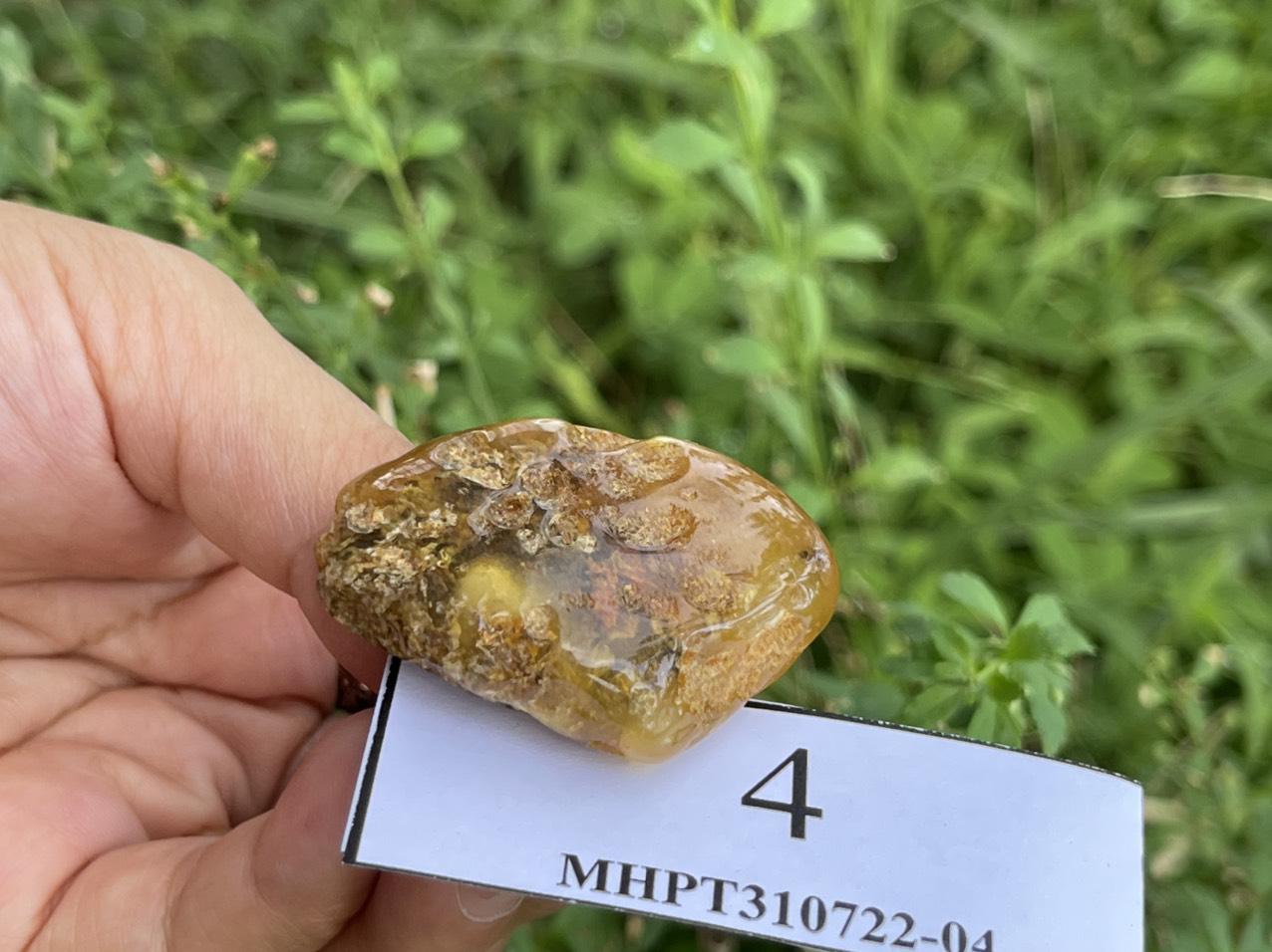 Mặt hổ phách thô MHPT310722-04