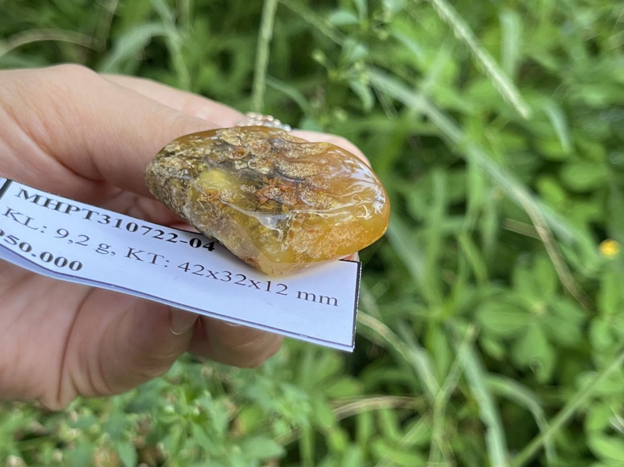 Mặt hổ phách thô MHPT310722-04