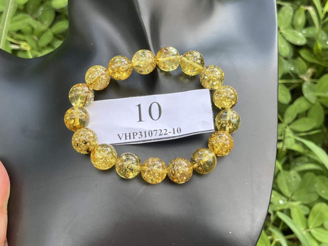 Vòng Tay Hổ Phách Tự Nhiên VHP310722-10 – Sự Kết Hợp Giữa Vẻ Đẹp Cổ Điển Và Năng Lượng Phong Thủy Tích Cực