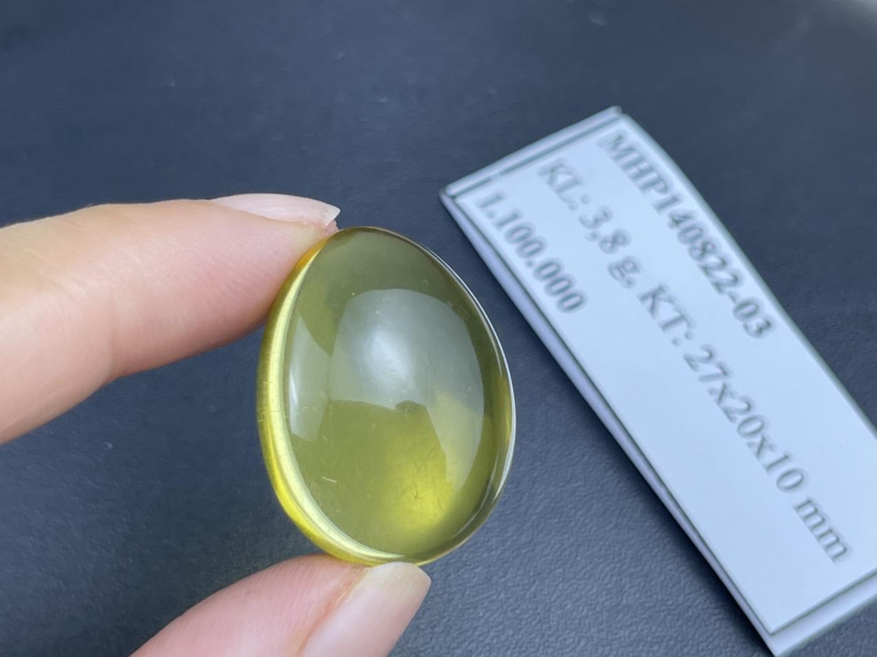 Mặt dây chuyền hổ phách MHP140822-03