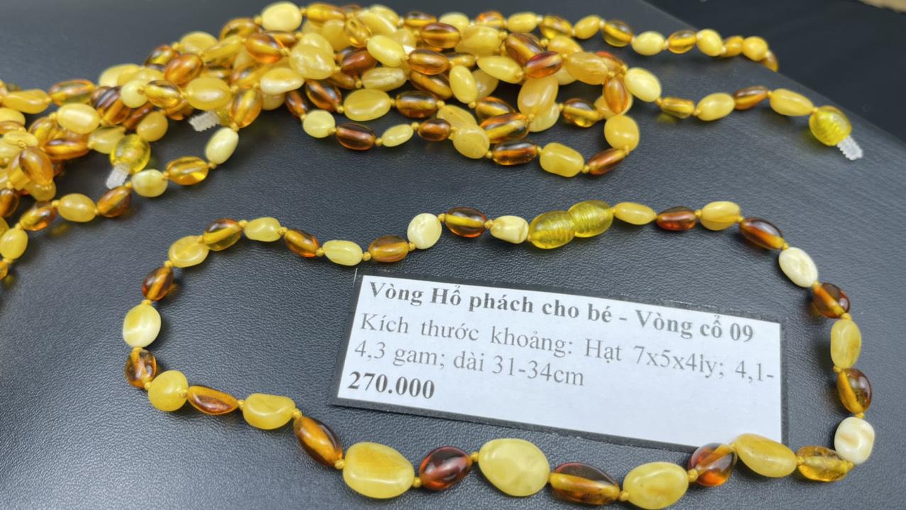 Vòng Hổ phách cho bé - Vòng cổ 09