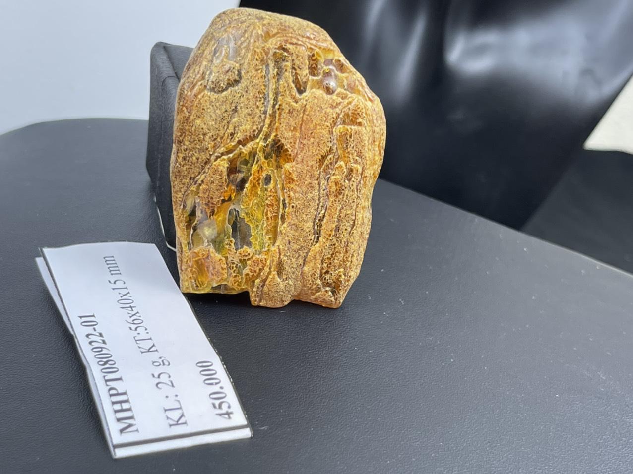 Mặt hổ phách thô MHPT080922-01