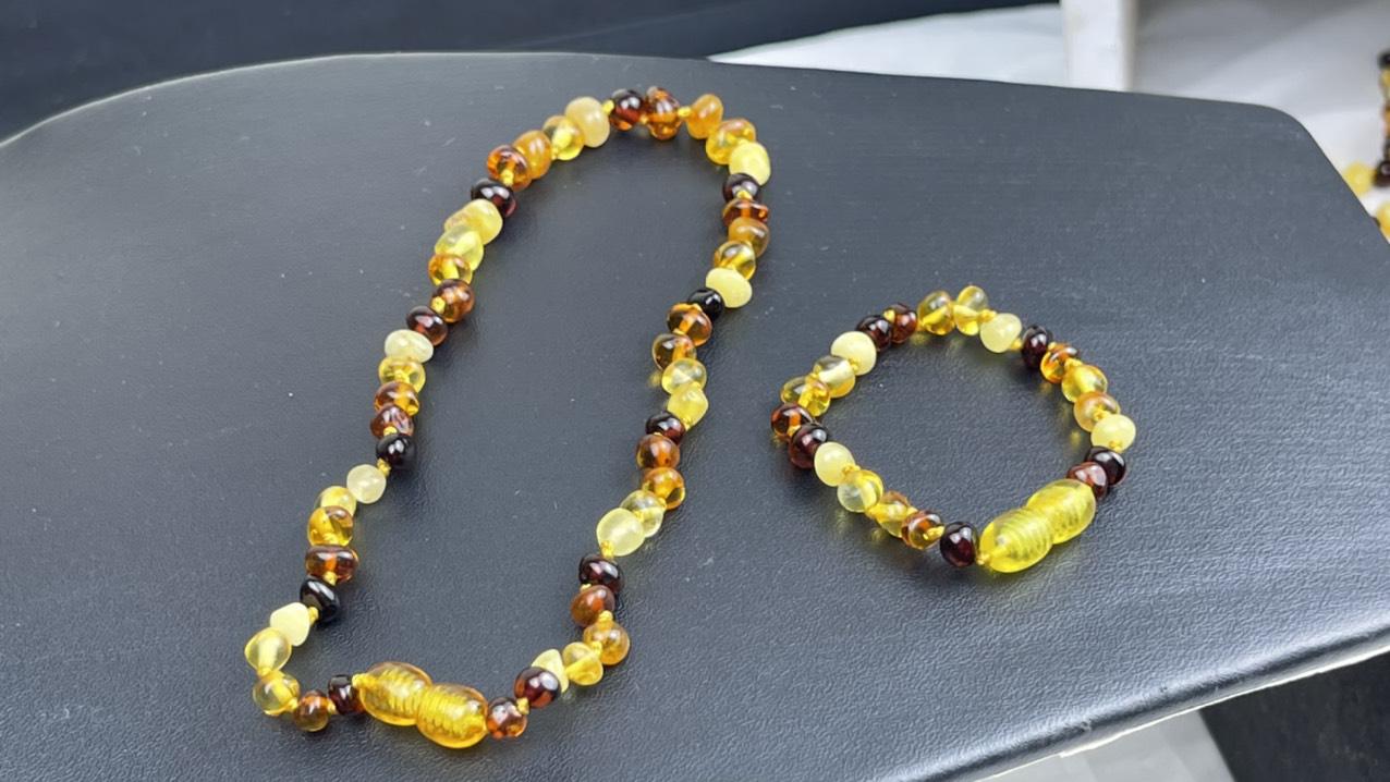 Bộ vòng tay, vòng cổ Hổ Phách cho bé, nhiều màu, hạt tròn 0807