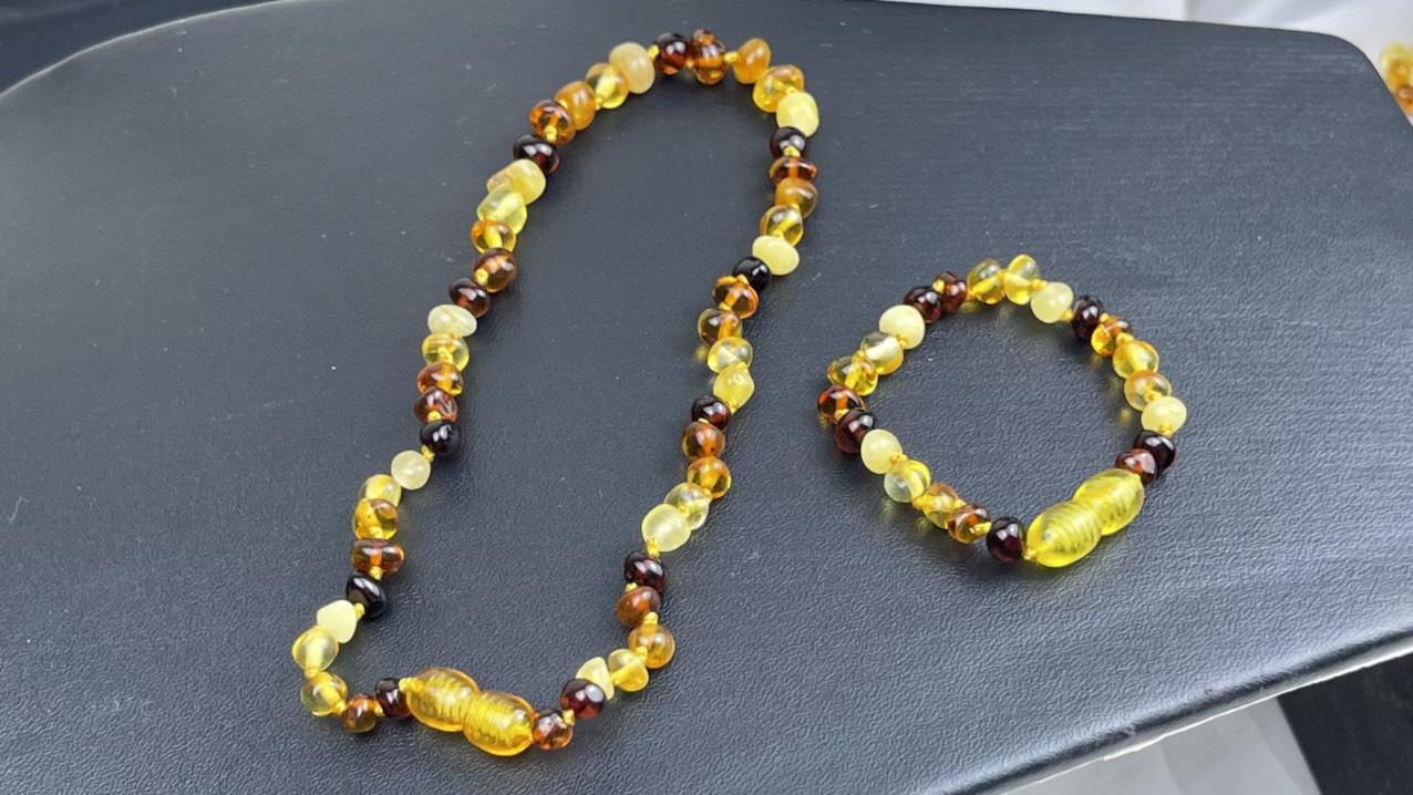 Bộ vòng tay, vòng cổ Hổ Phách cho bé, nhiều màu, hạt tròn 0807