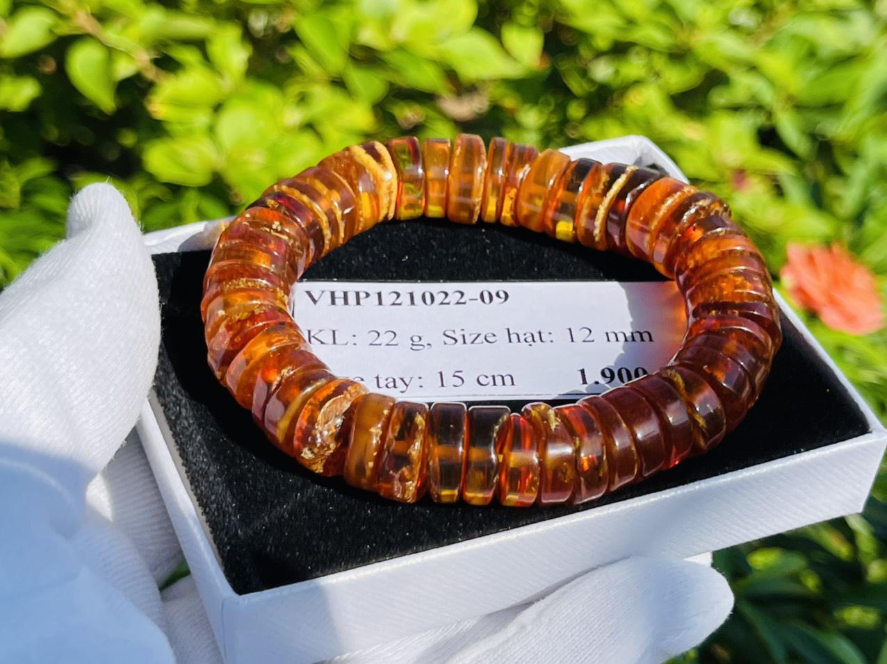 Vòng tay hổ phách VHP121022-09