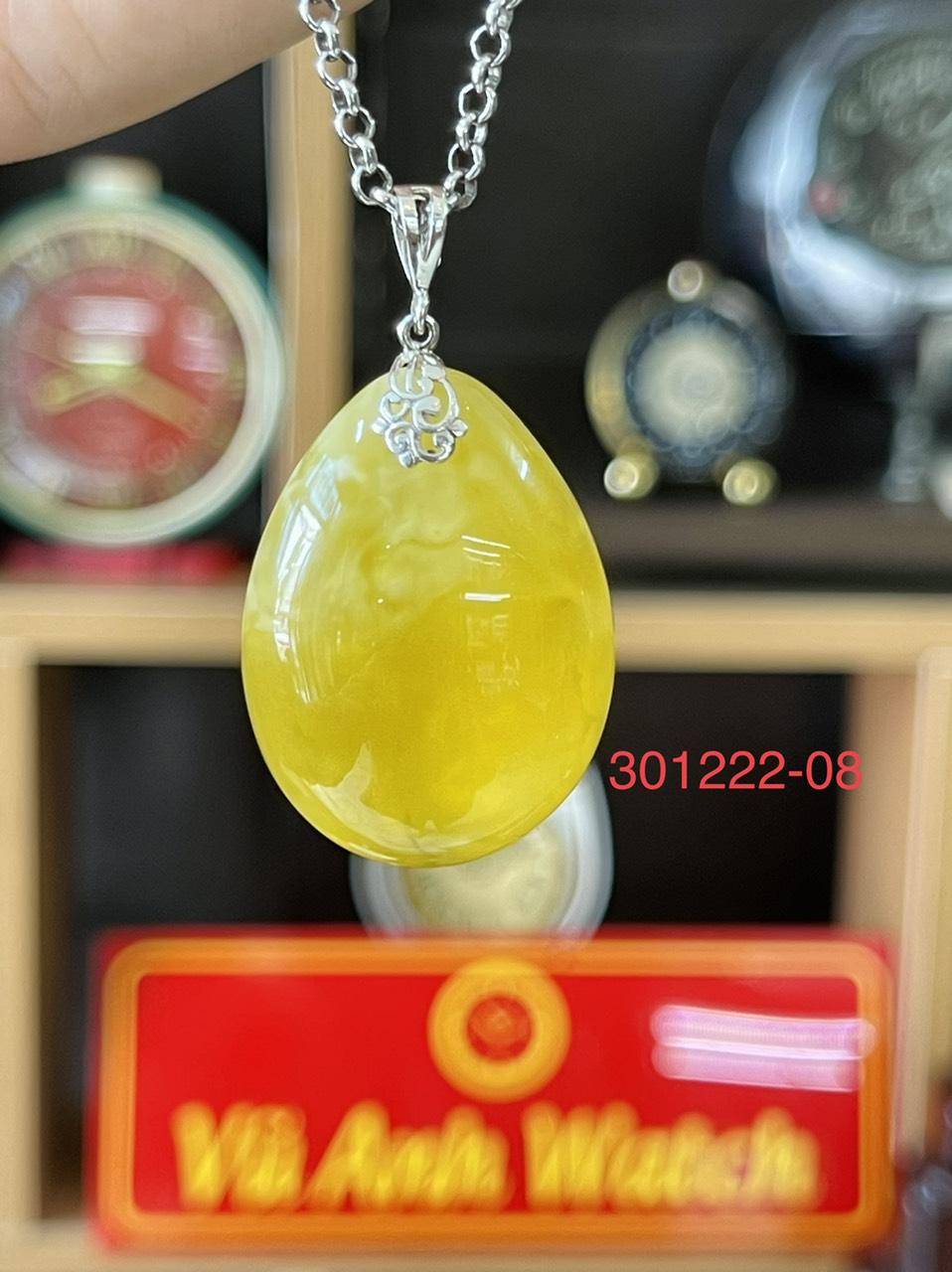 Mặt dây chuyền hổ phách móc bạc hoa văn cách điệu MHP301222-08