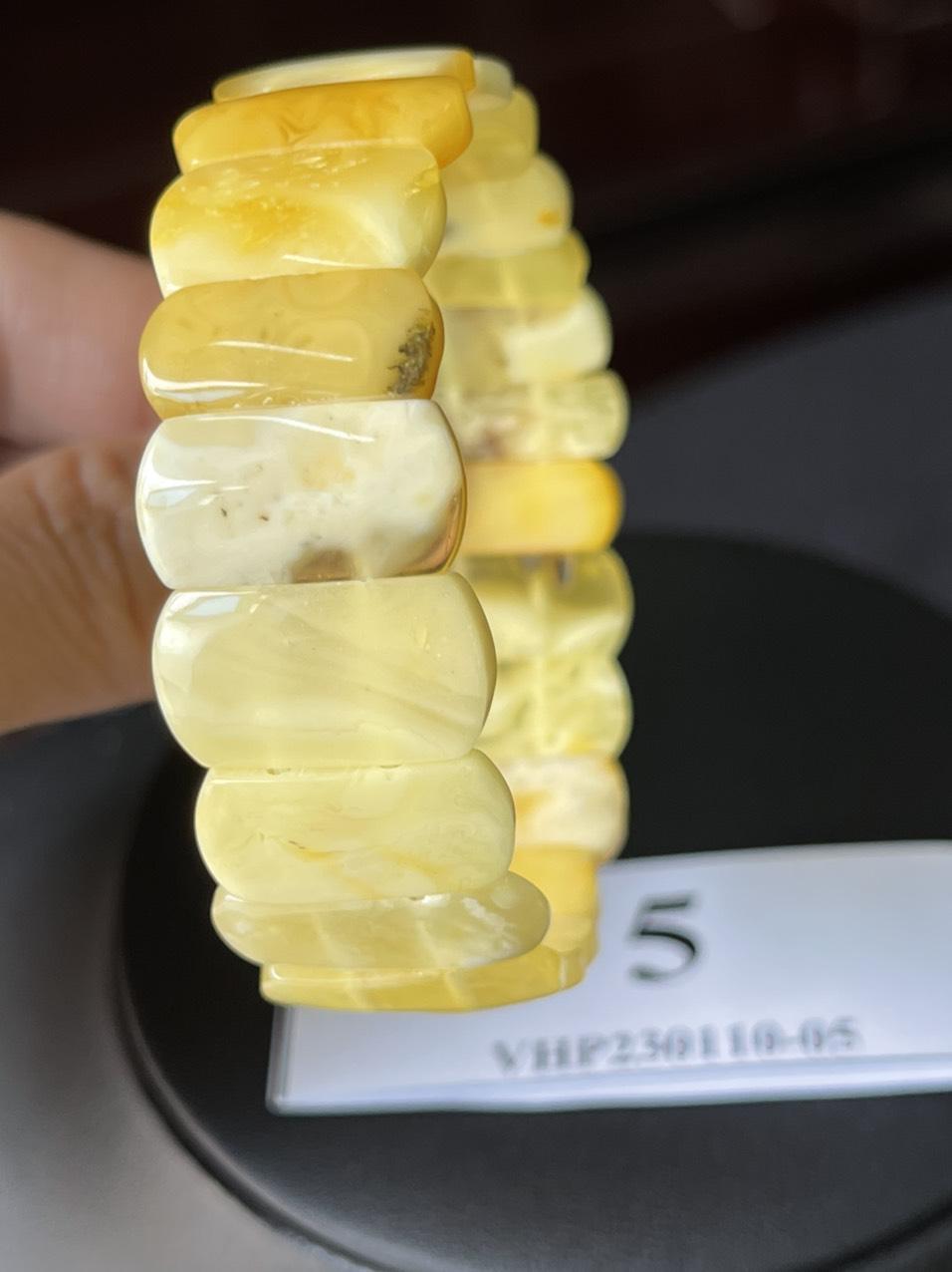 Vòng hổ phách VHP230110-05