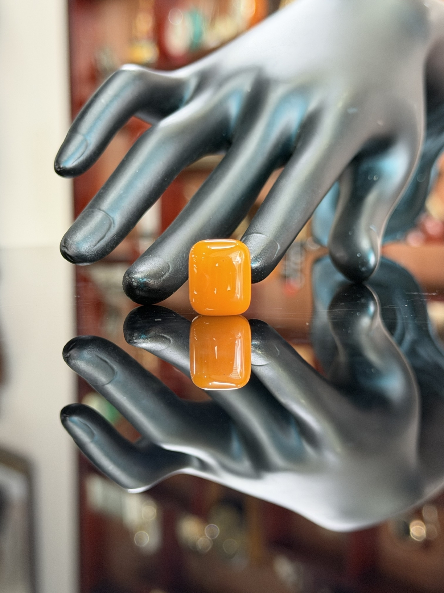 Mặt dây chuyền hổ phách Nga baltic mật lạp MHP080922-06