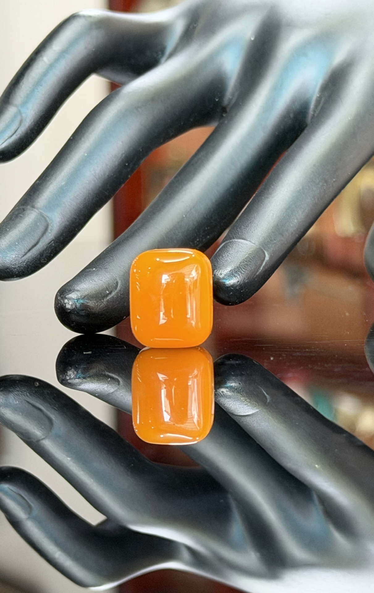 Mặt dây chuyền hổ phách Nga baltic mật lạp MHP080922-06