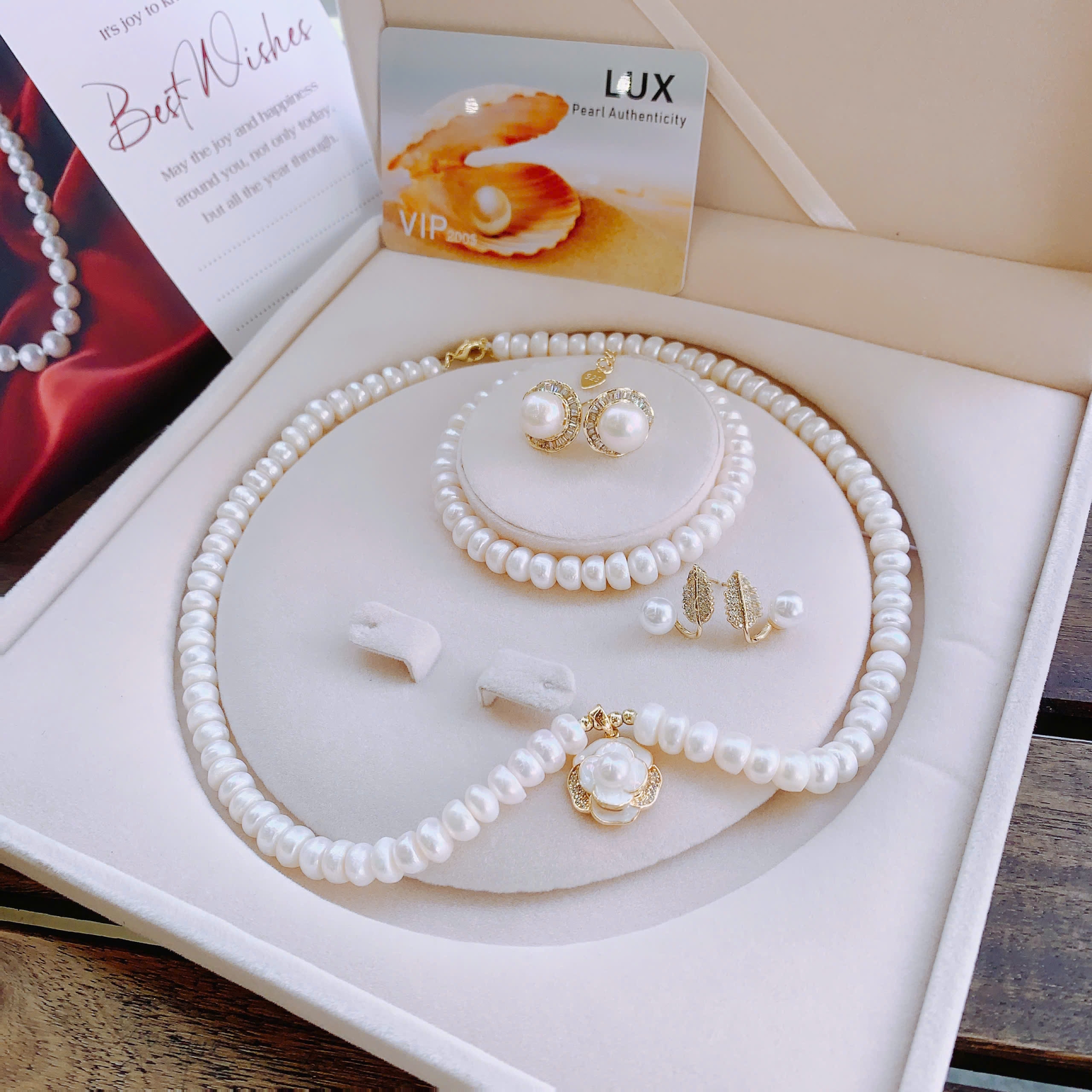 Trang sức ngọc trai thật 3 món cao cấp – lựa chọn hoàn hảo cho vẻ đẹp thanh lịch và sang trọng 252NT6010