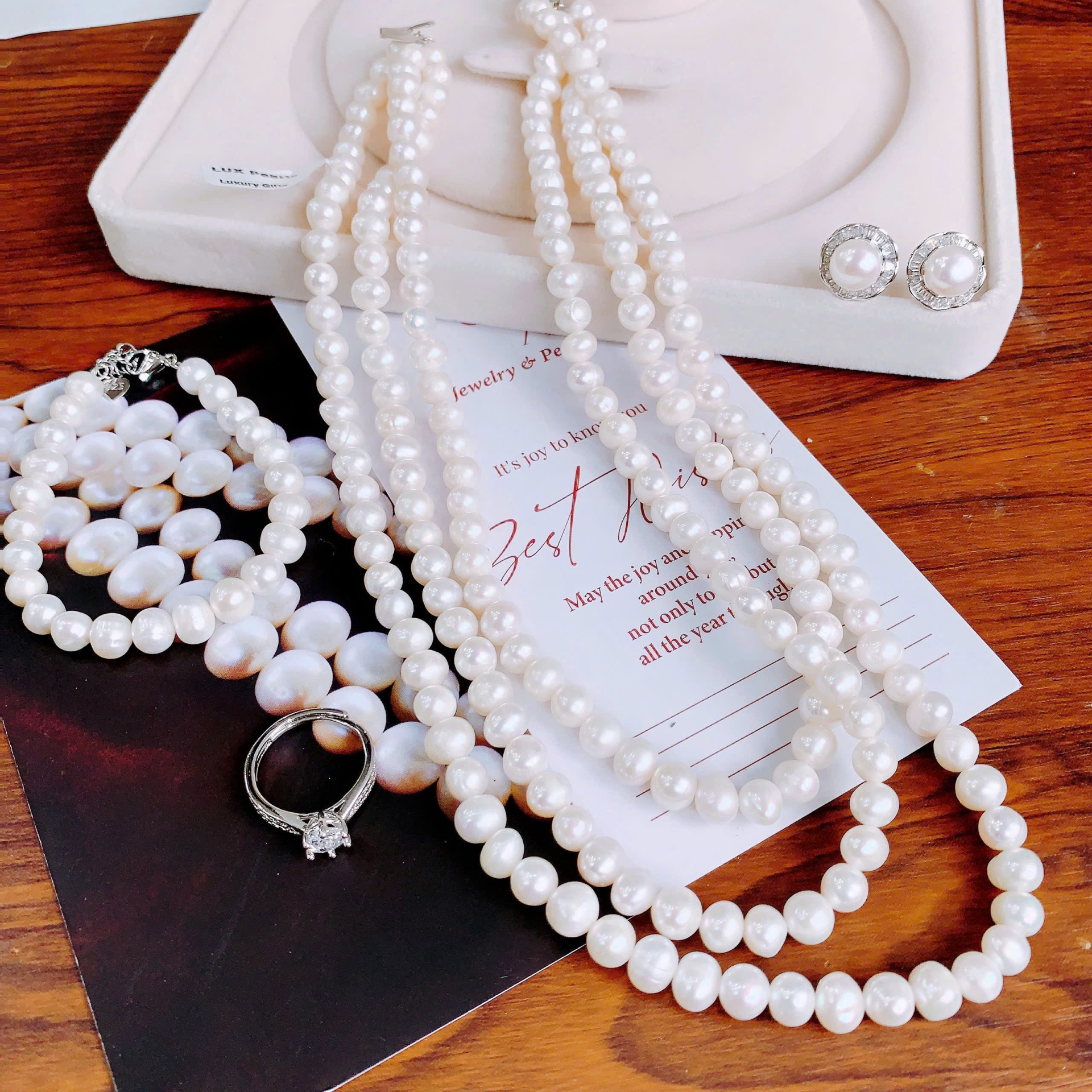 Set Ngọc Trai 3 Tầng Mã 252NTP4050 – Vẻ Đẹp Sang Chảnh Cho Những Bữa Tiệc Đẳng Cấp