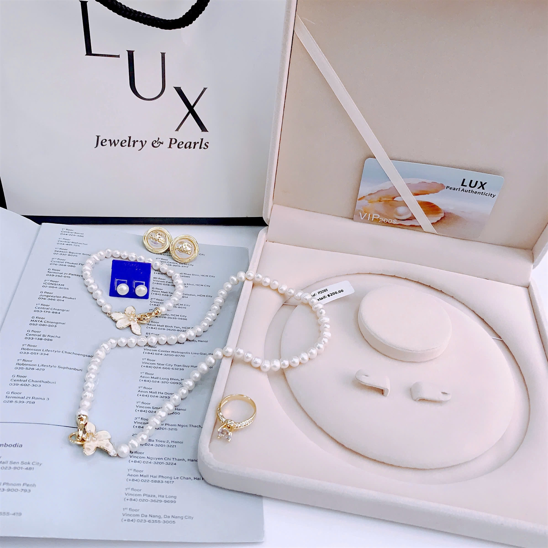 Set ngọc trai LUX P2095 – Đỉnh cao thanh lịch, tặng kèm nhẫn và hoa tai cao cấp