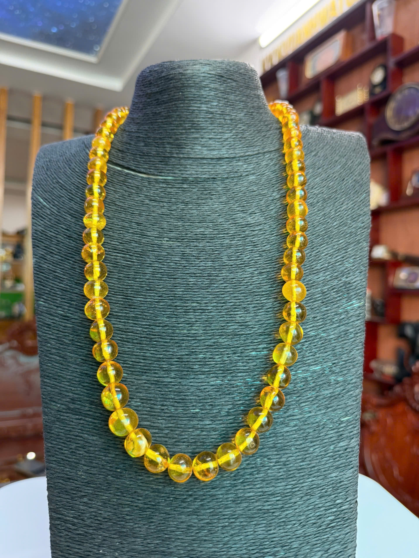 Vòng Cổ Hổ Phách Baltic Tự Nhiên Màu Vàng Bơ 