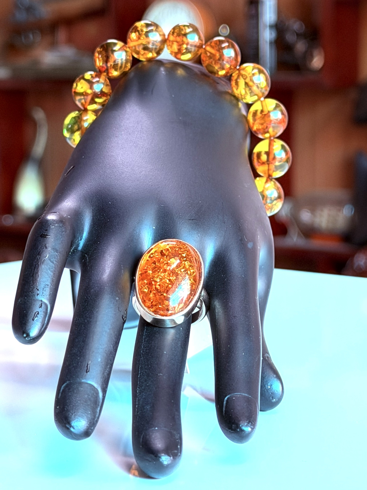 Bộ nhẫn - vòng tay hổ phách Baltic tự nhiên màu mật ong: Sự kết hợp tạo nên Đẳng cấp