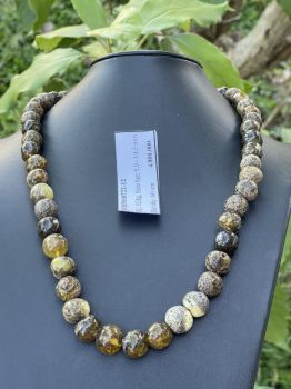 Cách Đeo Vòng Trầm 108 Hạt