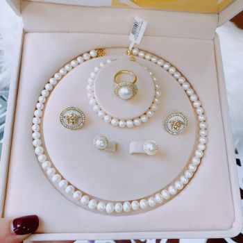 Set Ngọc Trai xinh đẹp cuốn hút và sang trọng 252NT028, Set gồm 1 vòng cổ và 1 vòng tay, 1 đôi khuyên tai chuôi bạc và 1 chiếc nhẫn cùng bộ