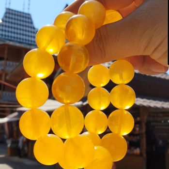 Nhiều khách hàng và người chơi Hổ Phách hỏi Vũ Anh là làm sao để phân biệt Hổ Phách ép, Hổ Phách giả?