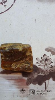 Mặt hổ phách thô Nga Baltic MHPT130120-24 13,4g 37x31x17