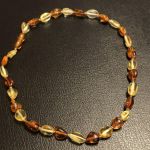 Vòng Hổ phách cho bé - Vòng cổ 02