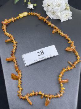 Vòng cổ Hổ phách VCHP120122-28