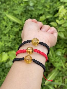 Vòng hổ phách chỉ đỏ VHP020322-01