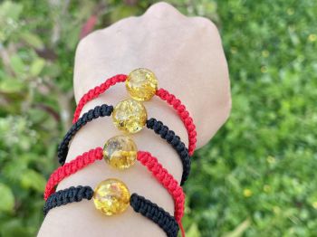 Vòng Hổ Phách chỉ đỏ VHPCHIDO090422-01