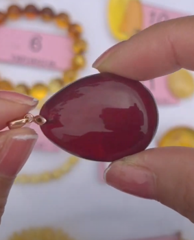 Mặt dây chuyền hổ phách MHP140422-17