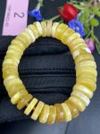 Vòng hổ phách VHP300422-02
