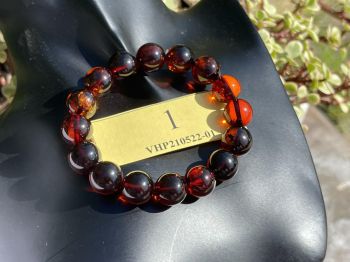 Vòng Hổ Phách màu đỏ huyết dụ VHP210522-01