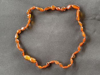 Vòng Hổ phách cho bé - Vòng cổ 06