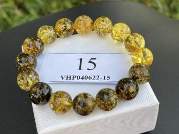 Vòng tay hổ phách tự nhiên nguyên khối cao cấp – mang lại sự bình an và sức khỏe VHP040622-15