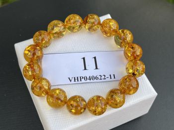 Mặt đá hổ phách Baltic cao cấp – xu hướng trang sức phong thủy hot nhất năm 2025 040622-11