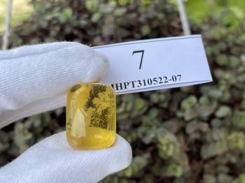 Mặt đá hổ phách vàng chanh tự nhiên – phụ kiện độc đáo cho người mệnh Thổ và Kim - Mặt đá hổ phách bản vuông MHP310522-07